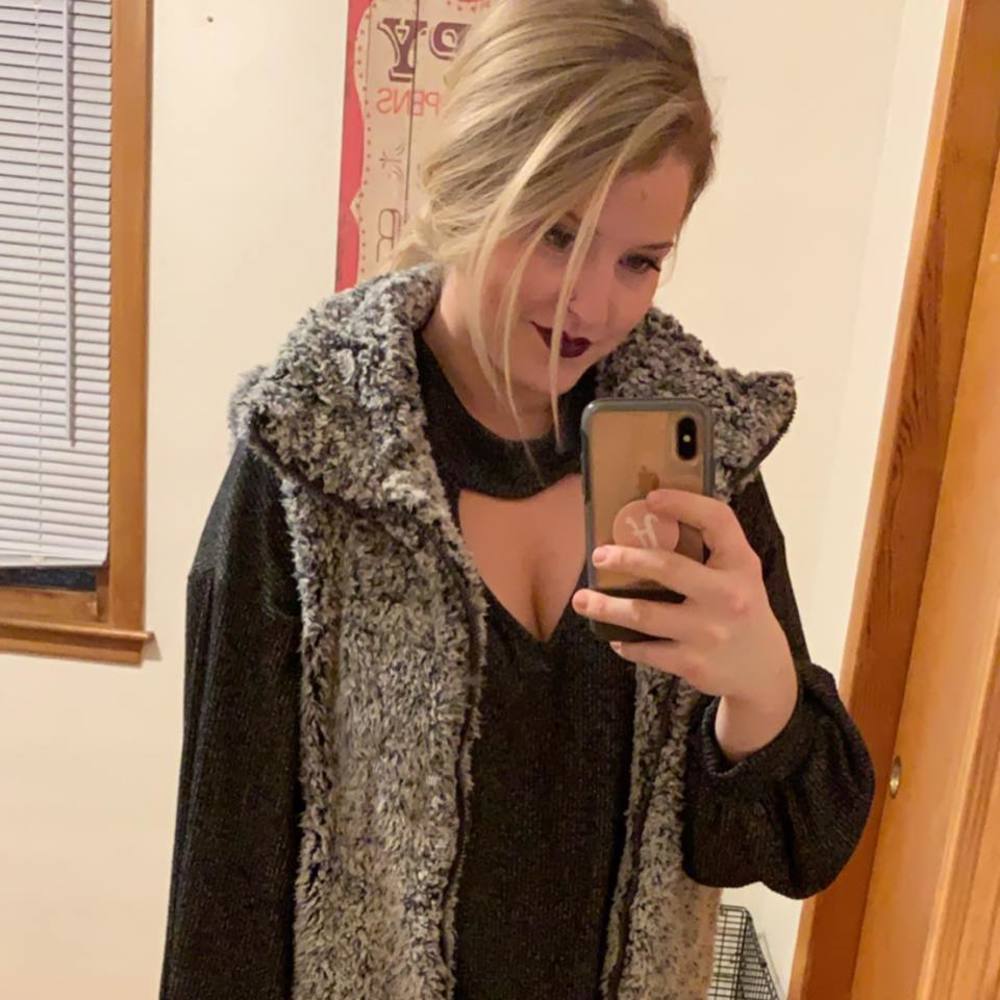 Meet your Posher, Ashlyn